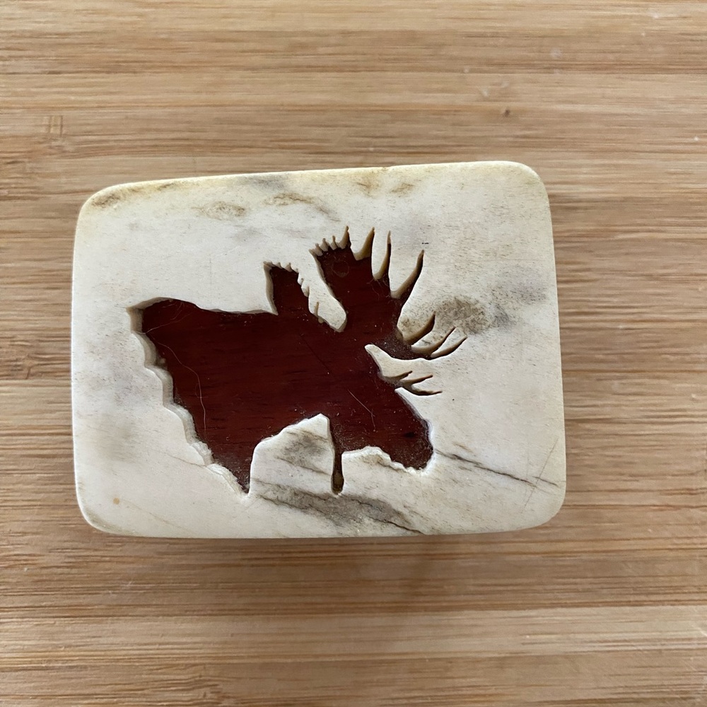 Alaskan Belt Buckle walrus ivory cut-out - Picture 9 of 9